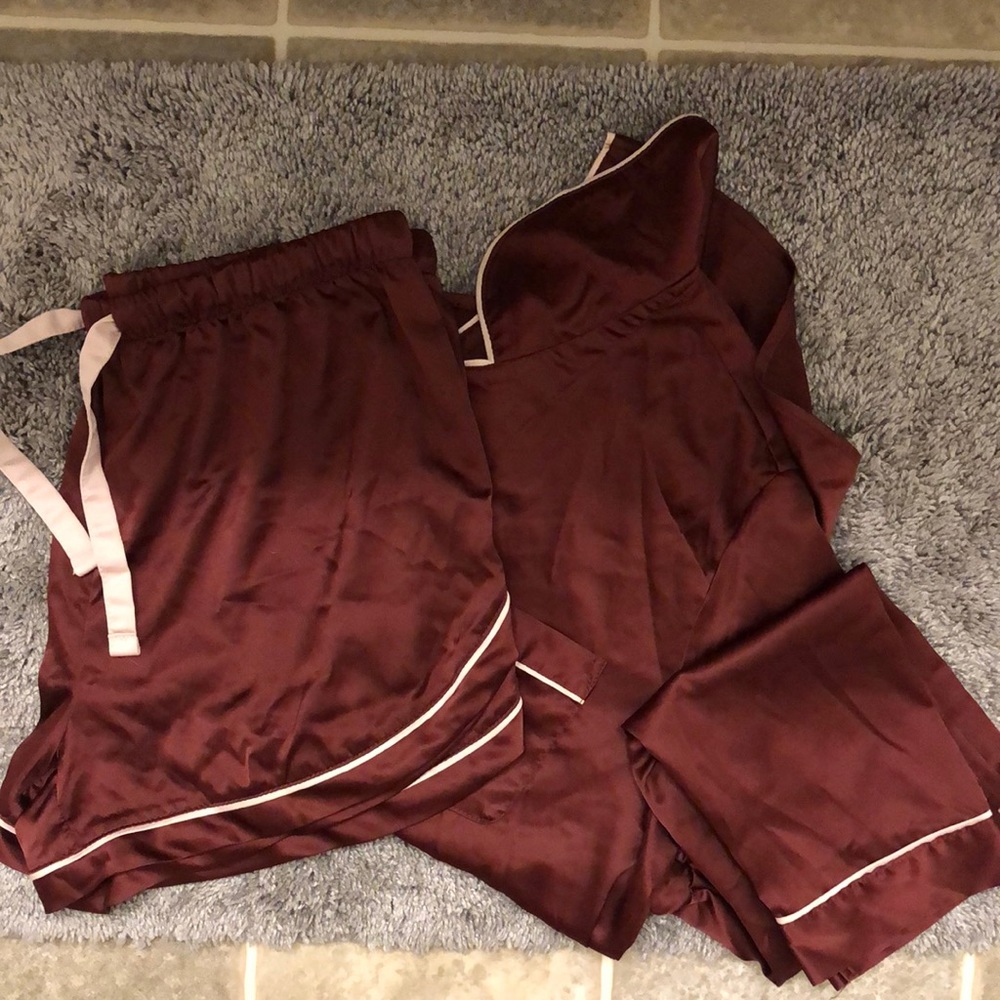 Stars above polyester night time wear